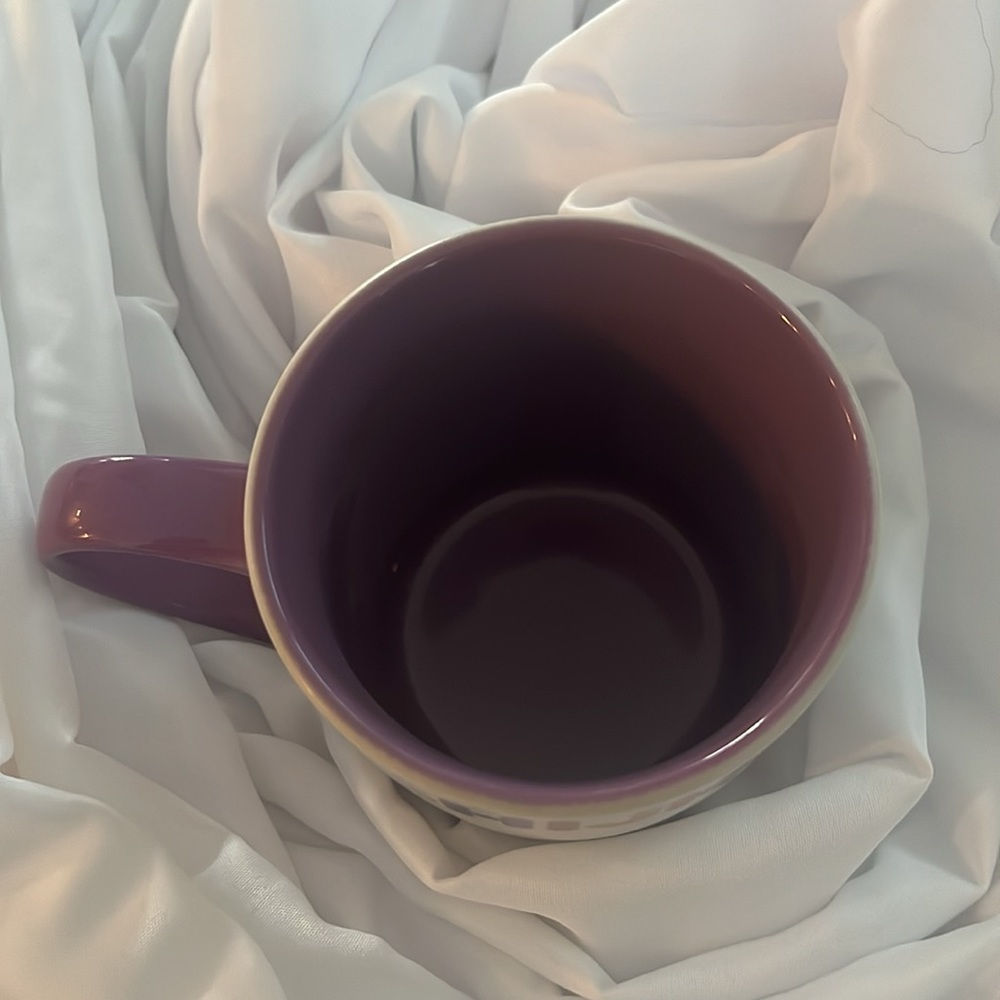 Disney “R” mug - Picture 3 of 7